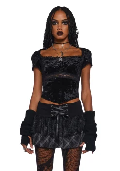 Widow Tops*Hallway Shadows Short Sleeve Top