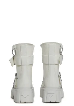 Club Exx Boots*Low Traitor Boots - White