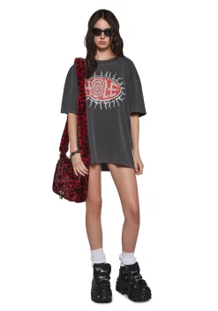 Dolls Kill x Hole Tops|Plus*Make Me Over Graphic Tee