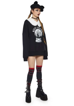 The Grave Girls Outerwear|Sweatshirts & Hoodies*Snowglobe Nightmares Collared Sweatshirt